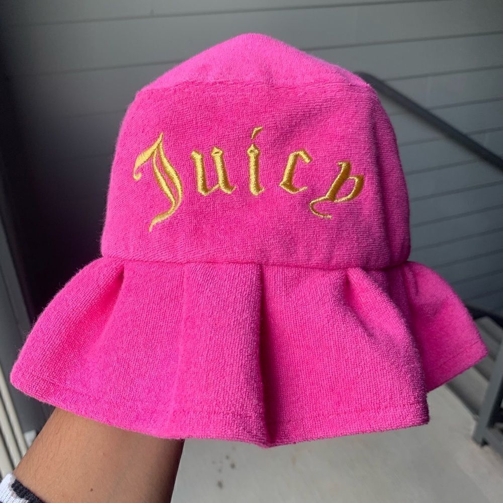 Juicy Couture Bucket Hat